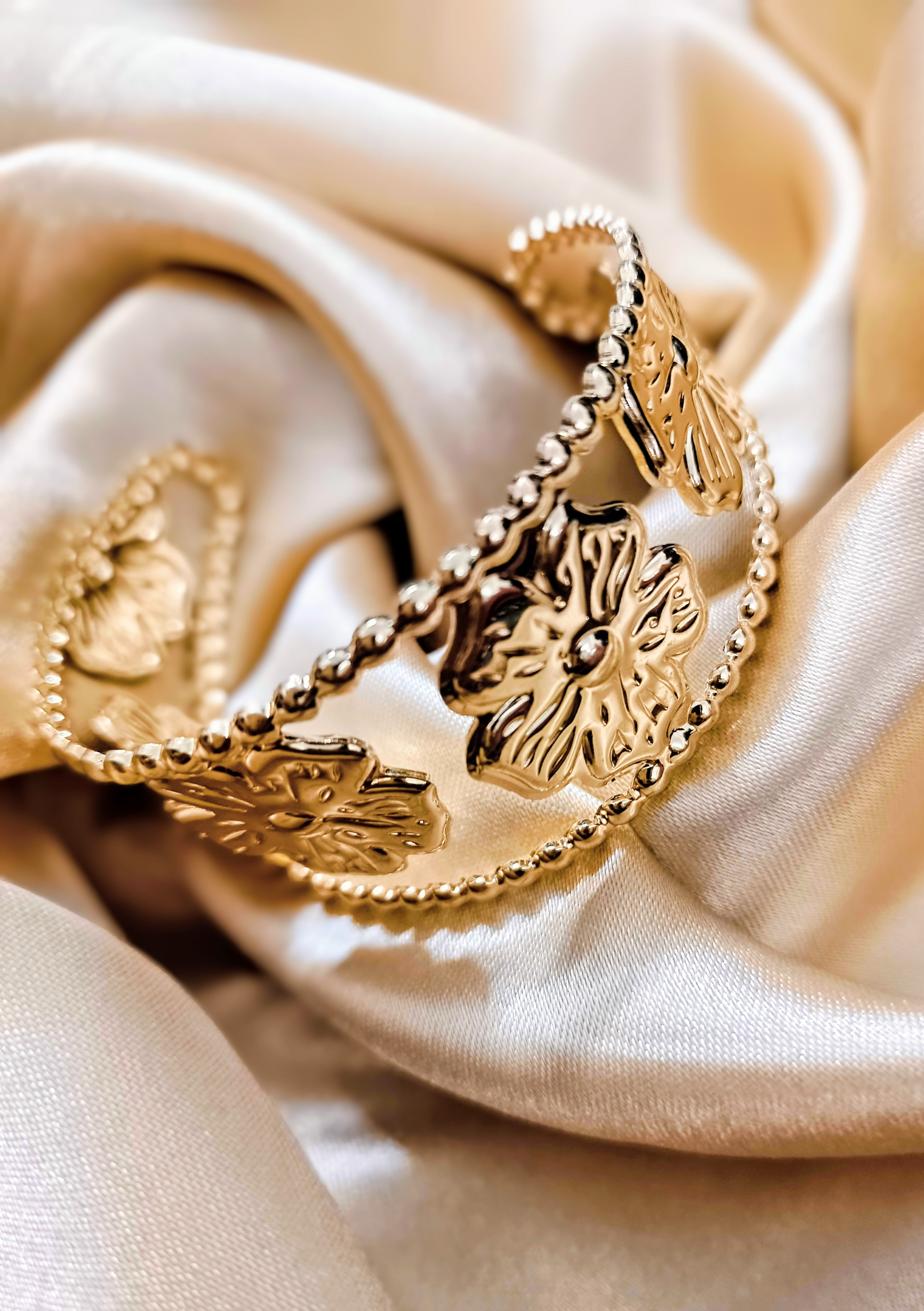 Clover Motif Cuff