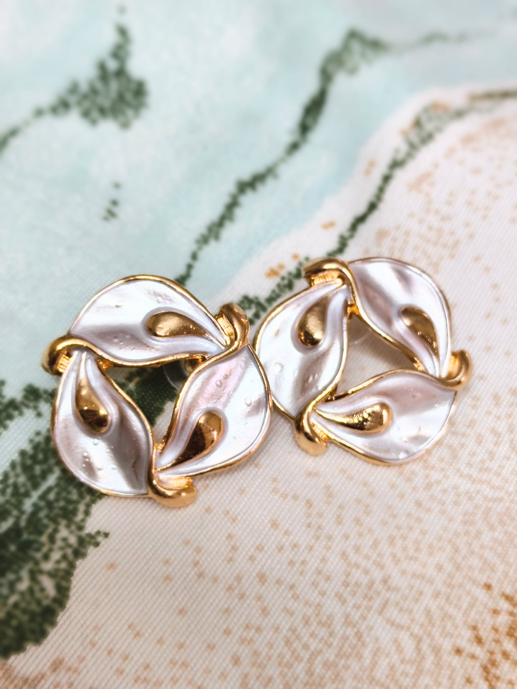 Whirlwind Studs