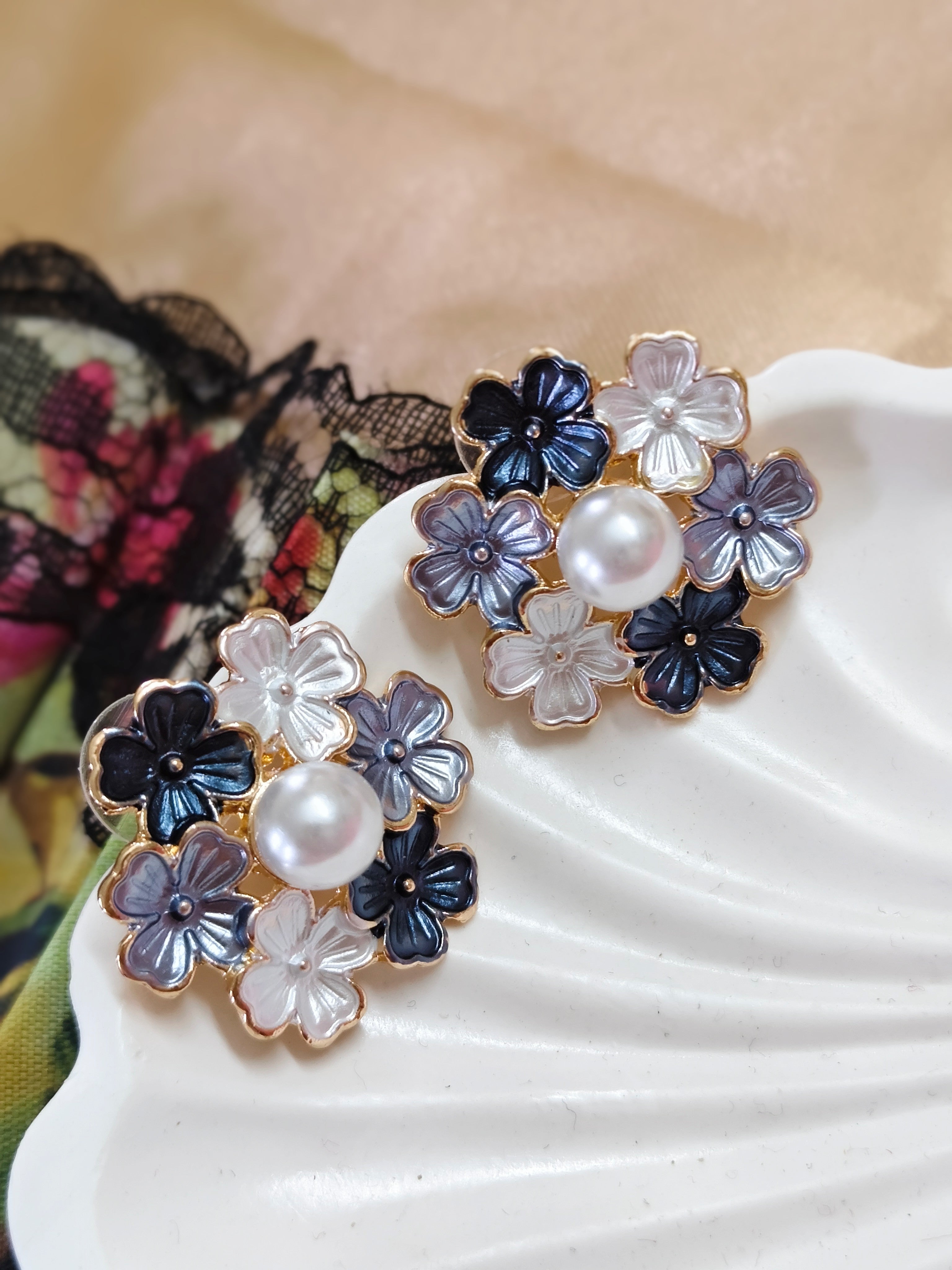 Blossom Pearl Studs