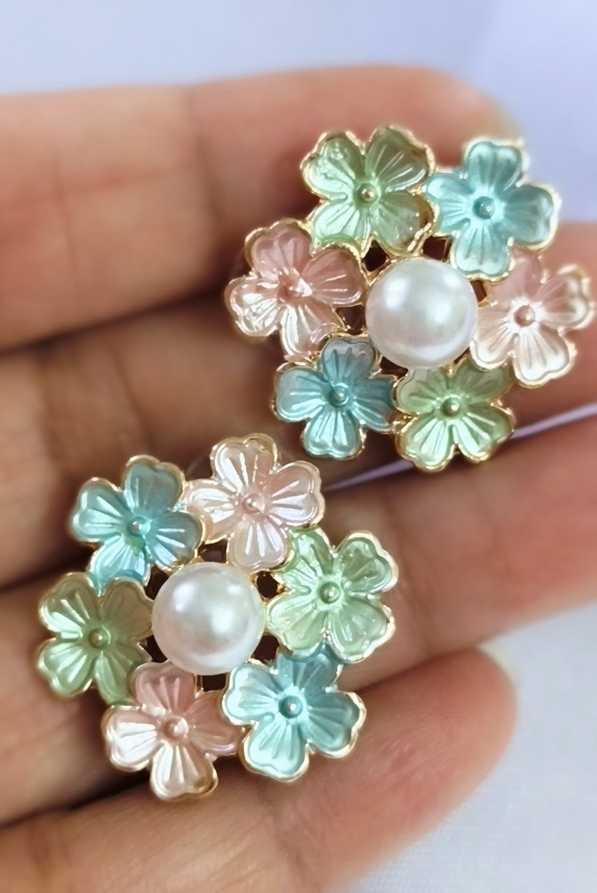 Floral Wreath Cluster Studs