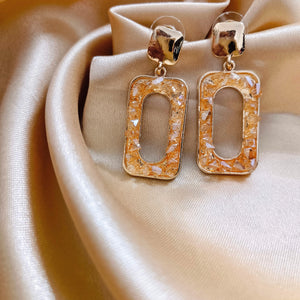 The Golden Peach Resin Drops