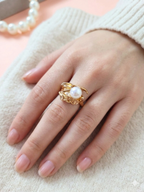 Liquid Tide Pearl Ring